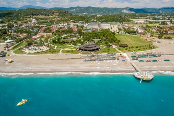 ARMAS PEMAR BEACH RESORT