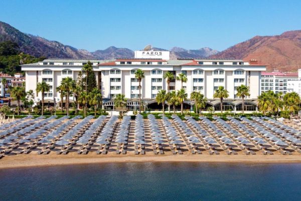 FAROS PREMIUM BEACH